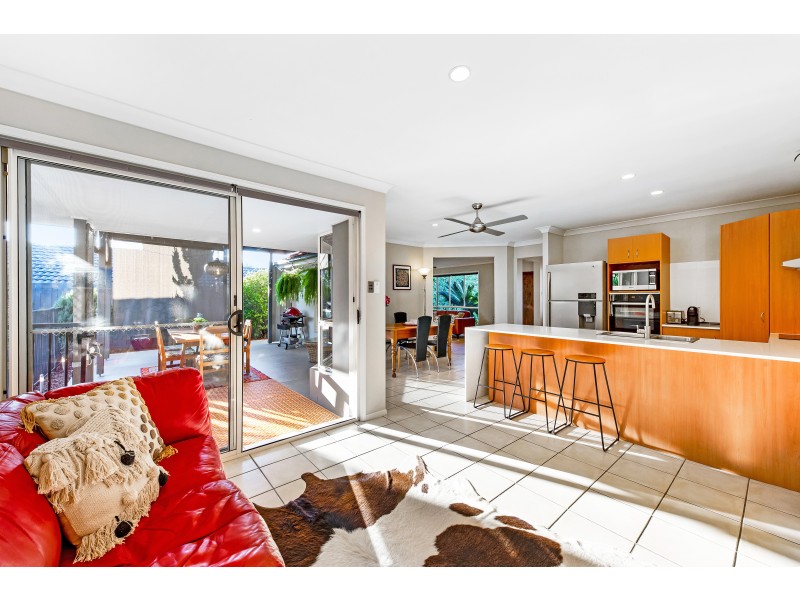 38 Gemini Circuit, Molendinar QLD 4214