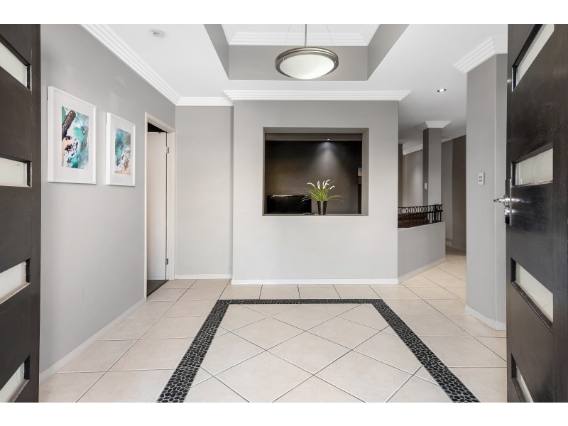 4 Bellwood Place, Molendinar QLD 4214