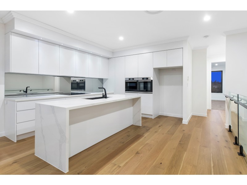 1/248 Bayview Street, Hollywell QLD 4216