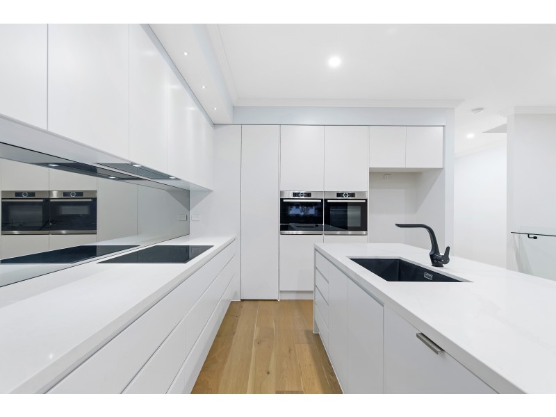 1/248 Bayview Street, Hollywell QLD 4216