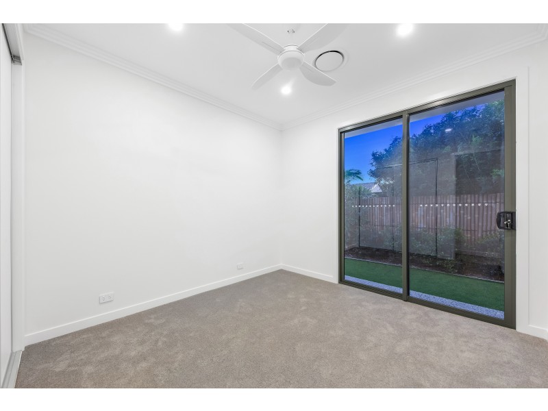 1/248 Bayview Street, Hollywell QLD 4216