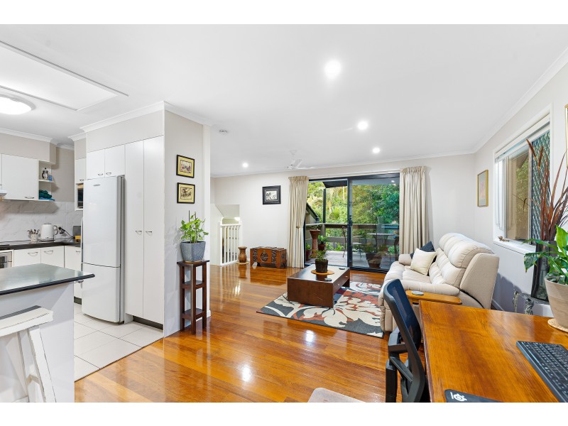 28 Forrest Avenue, Molendinar QLD 4214