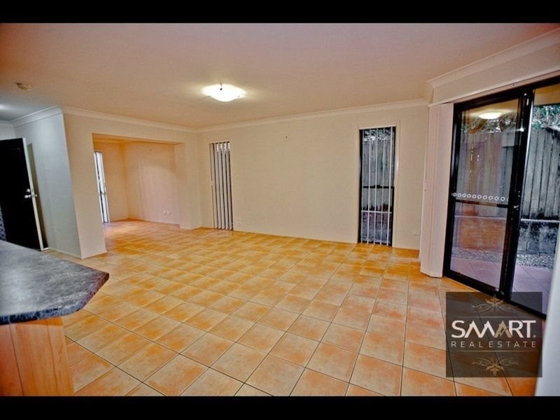 4/63 Muir Street, Labrador QLD 4215