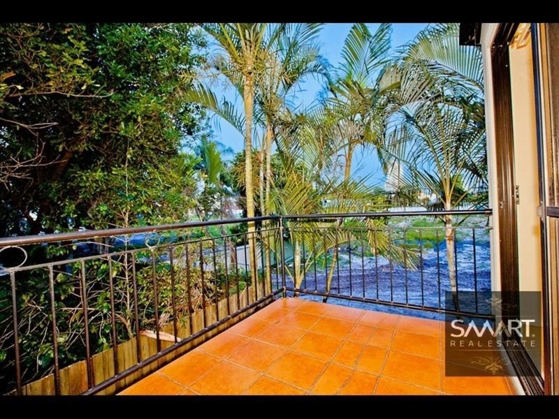 4/63 Muir Street, Labrador QLD 4215