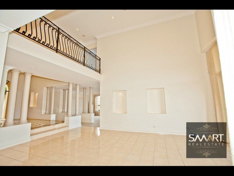 121 Edinburgh Road, Benowa Waters QLD 4217