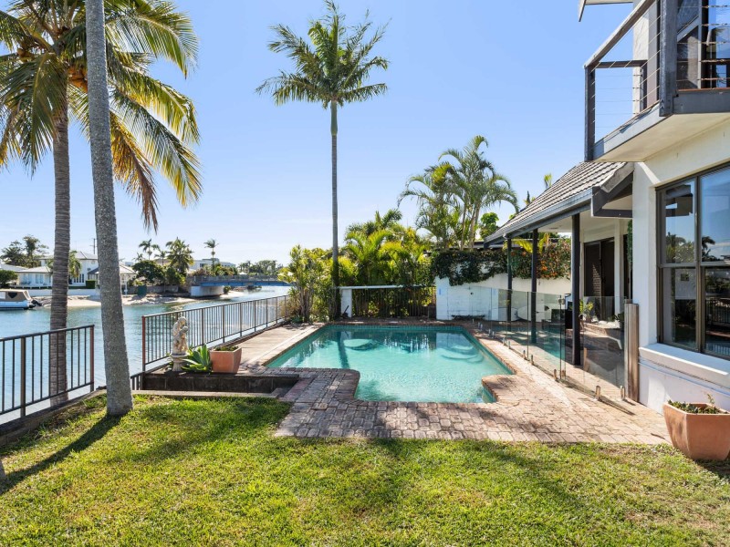 Broadbeach Waters QLD 4218