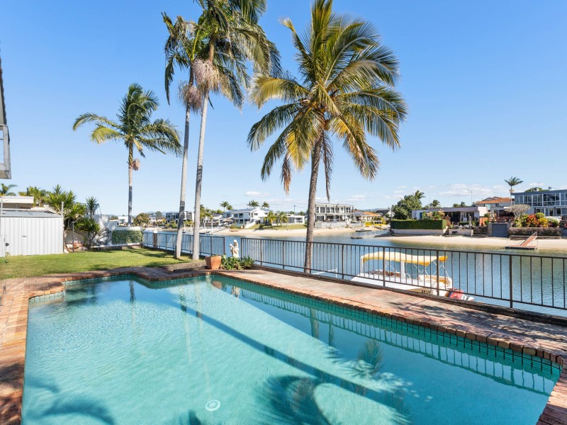 Broadbeach Waters QLD 4218