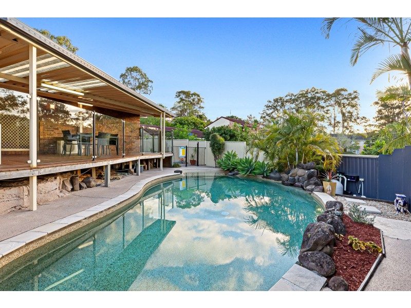 16 Colonsay Crescent, Merrimac QLD 4226