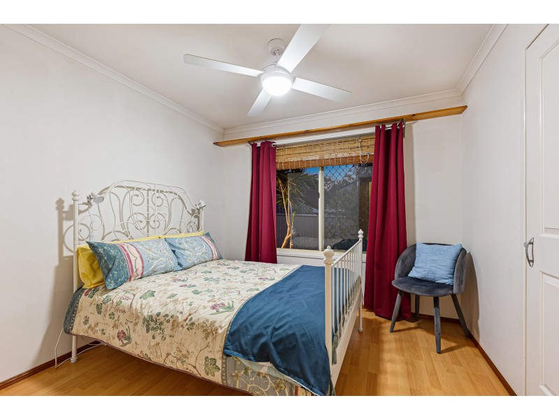 16 Colonsay Crescent, Merrimac QLD 4226