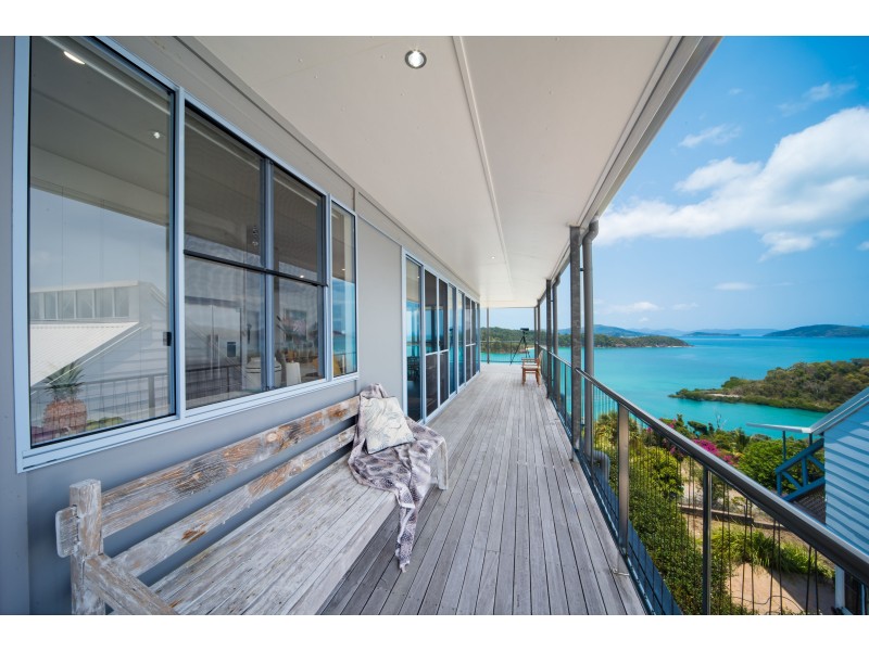 1 Shutehaven Close, Shute Harbour QLD 4802