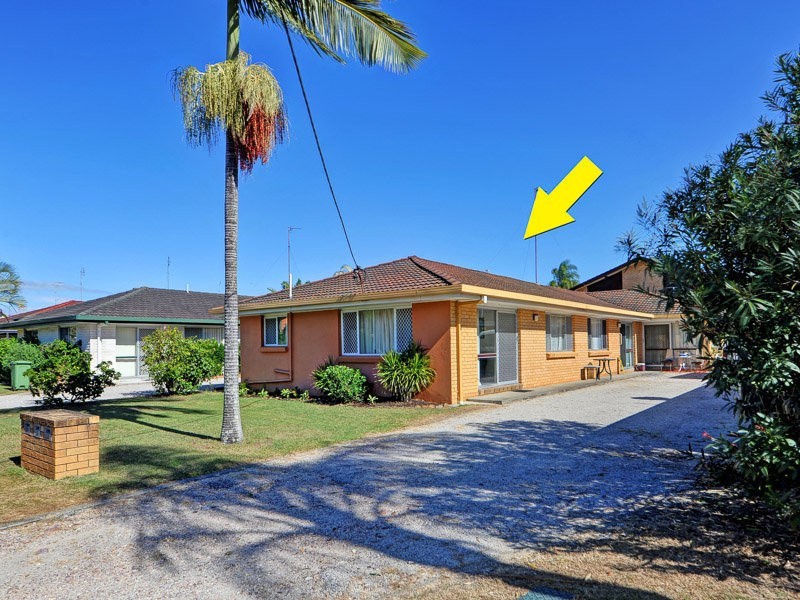 1/20 Parneno Street, Chevron Island QLD 4217