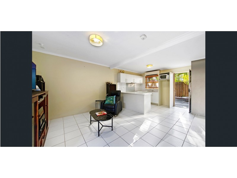 6/10 Stanhill Drive, Chevron Island QLD 4217
