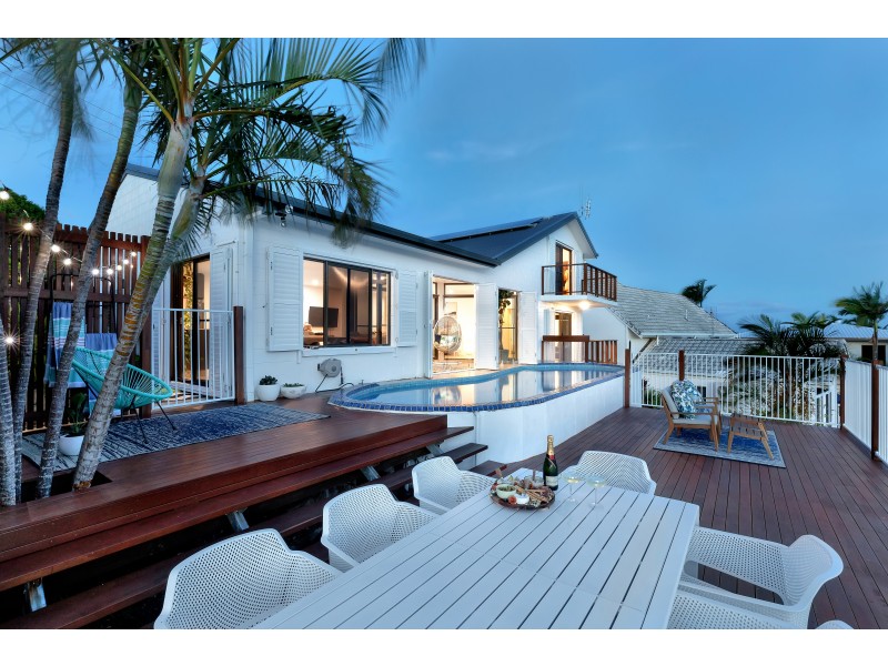 2 Shutehaven Close, Shute Harbour QLD 4802
