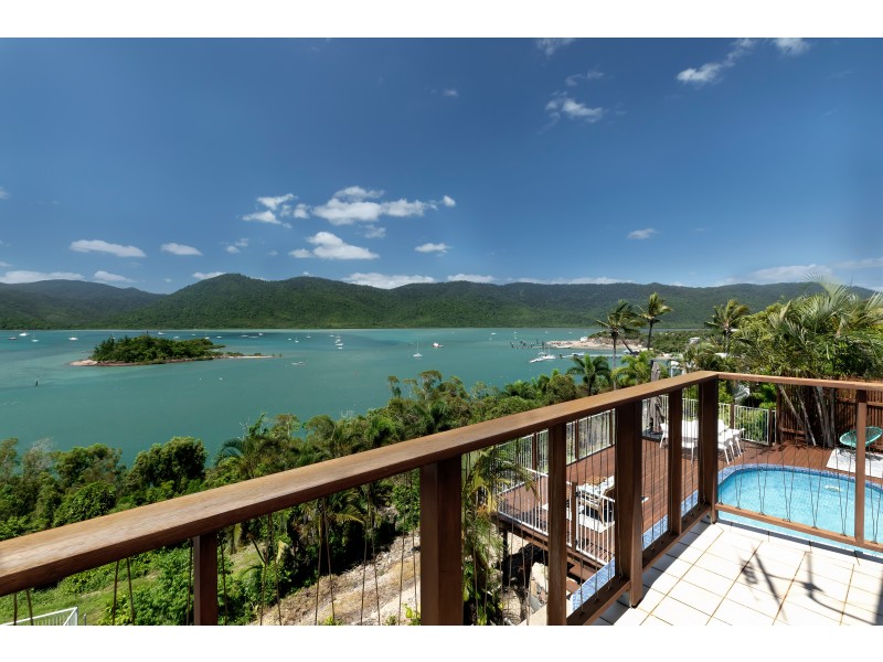 2 Shutehaven Close, Shute Harbour QLD 4802