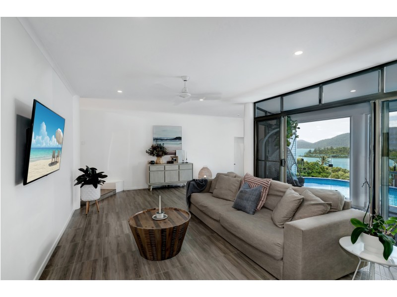 2 Shutehaven Close, Shute Harbour QLD 4802