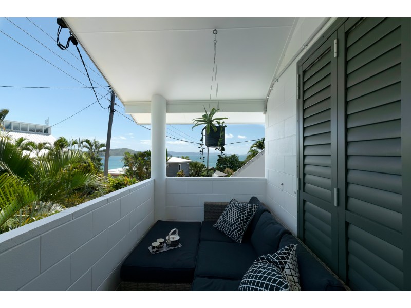 2 Shutehaven Close, Shute Harbour QLD 4802