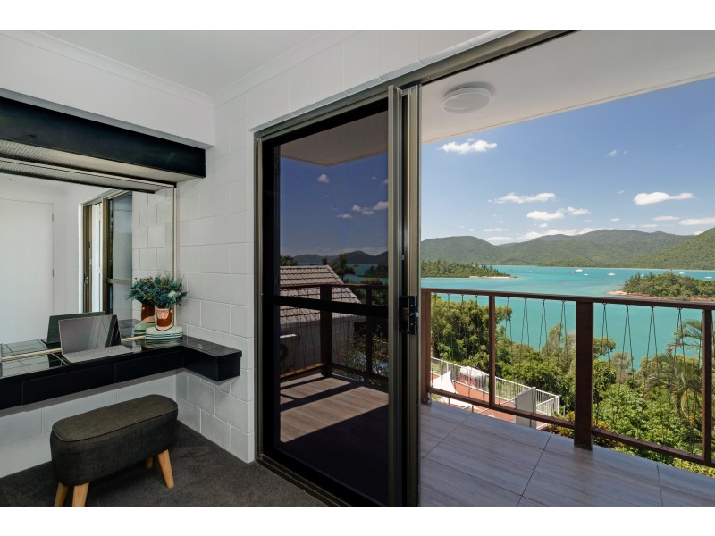 2 Shutehaven Close, Shute Harbour QLD 4802