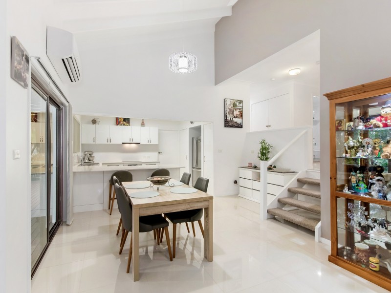 34 Freda Street, Ashmore QLD 4214