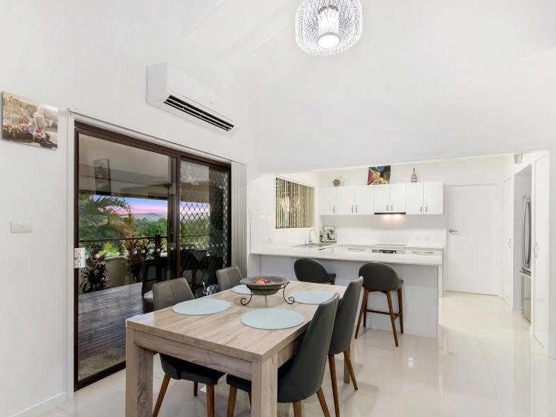 34 Freda Street, Ashmore QLD 4214