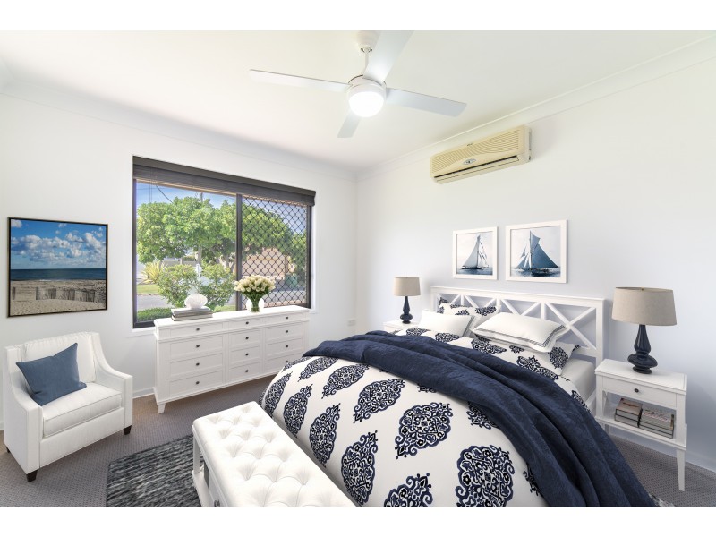 1/8 Inga Avenue, Surfers Paradise QLD 4217