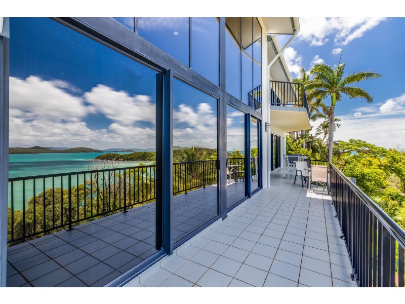 6 Neerim Crescent, Shute Harbour QLD 4802