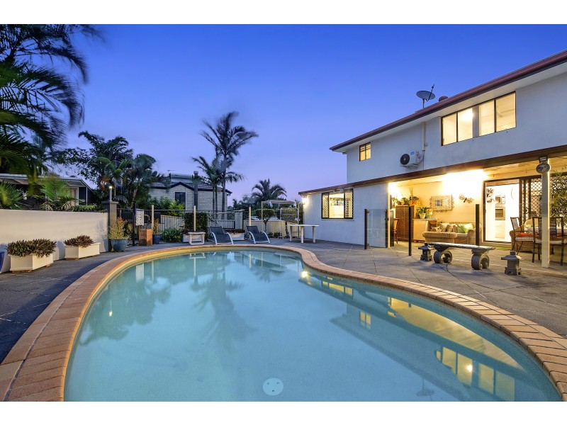 3 Mellissah Crescent, Arundel QLD 4214