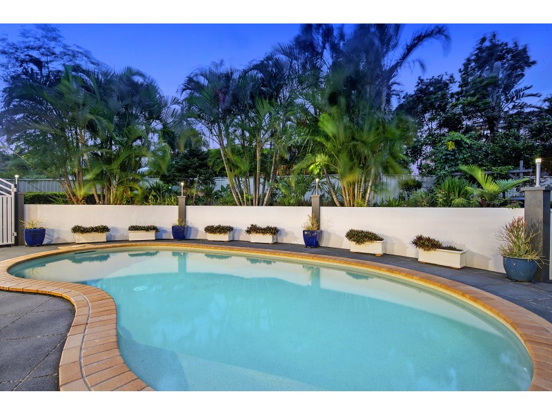 3 Mellissah Crescent, Arundel QLD 4214