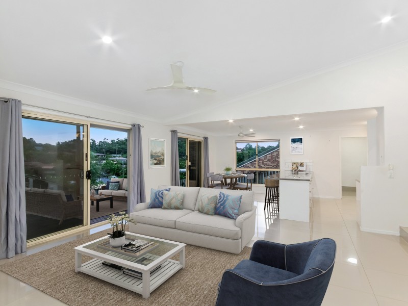 19 Papara Street, Pacific Pines QLD 4211