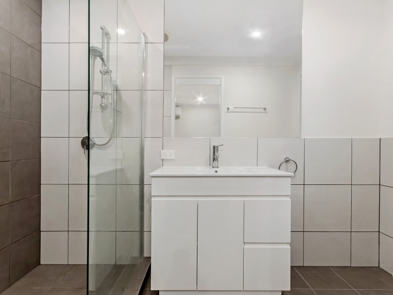 19 Papara Street, Pacific Pines QLD 4211