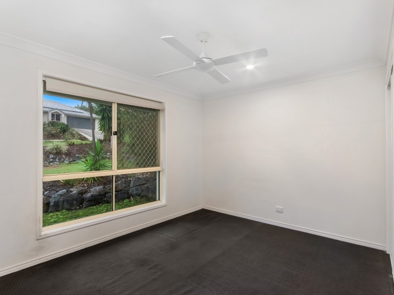 19 Papara Street, Pacific Pines QLD 4211