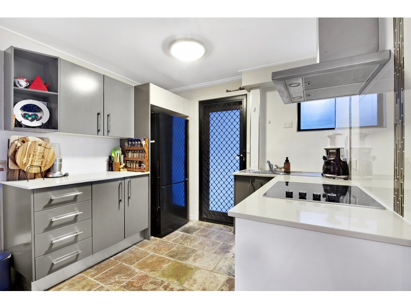 1/11 Eureka Crescent, Nerang QLD 4211