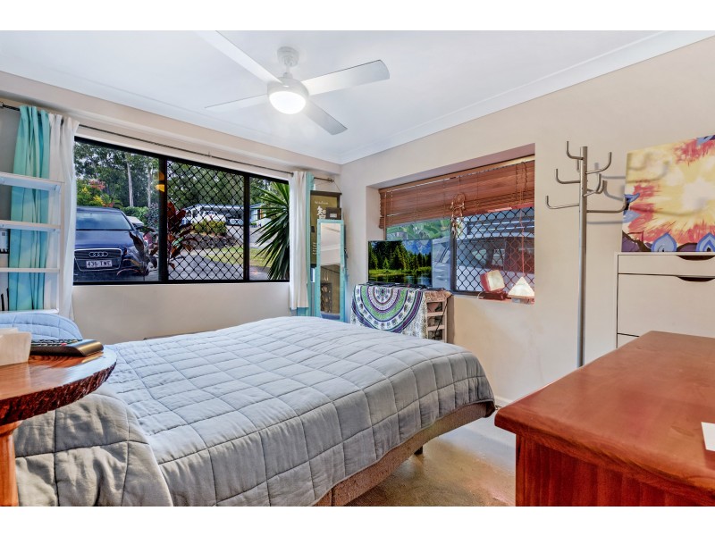1/11 Eureka Crescent, Nerang QLD 4211