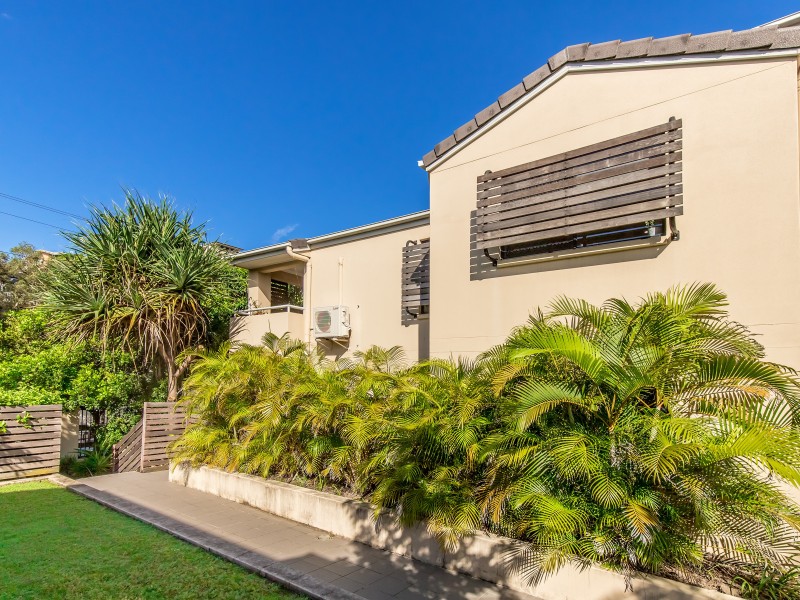 4/1996 Gold Coast Highway, Miami QLD 4220