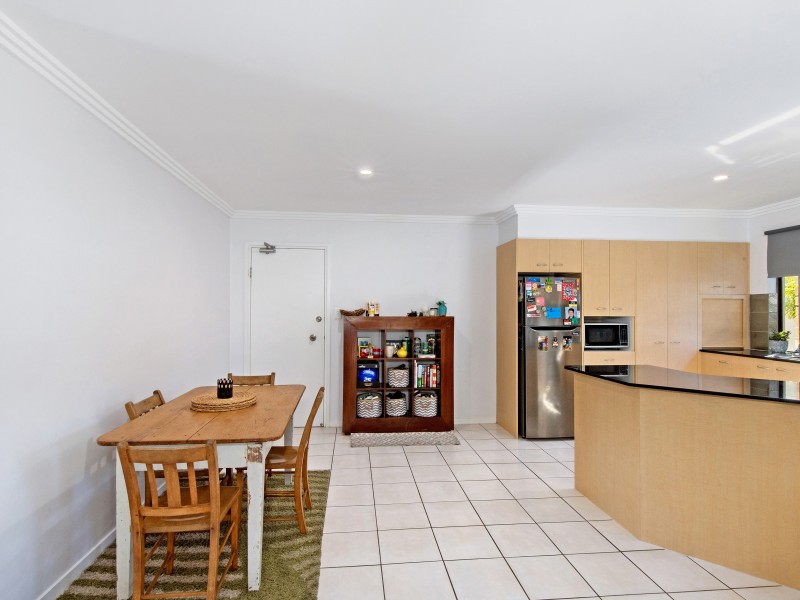 4/1996 Gold Coast Highway, Miami QLD 4220