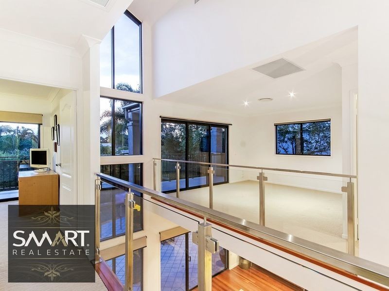 53 Amalfi Drive, Isle Of Capri QLD 4217