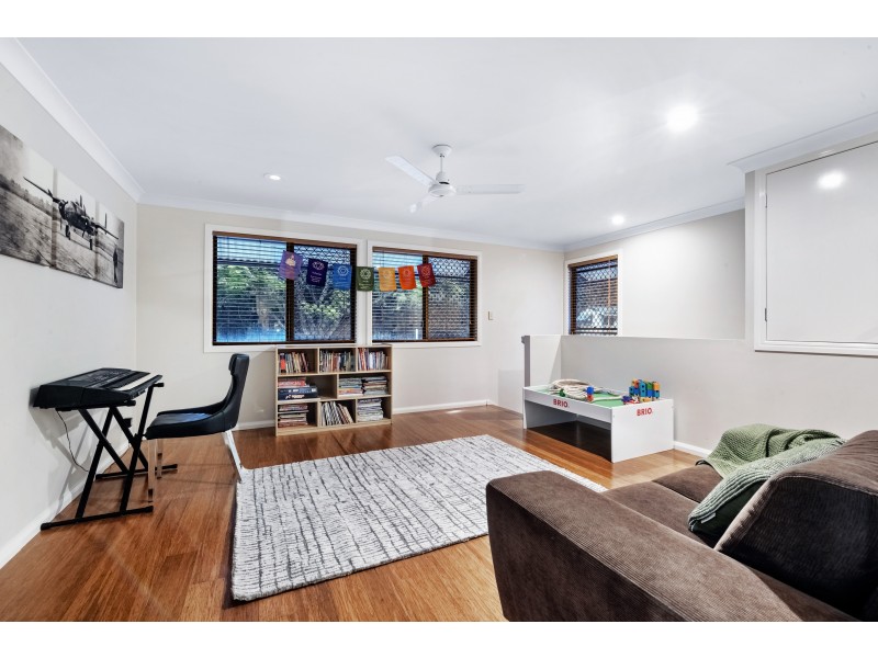 7 Quambone Street, Worongary QLD 4213