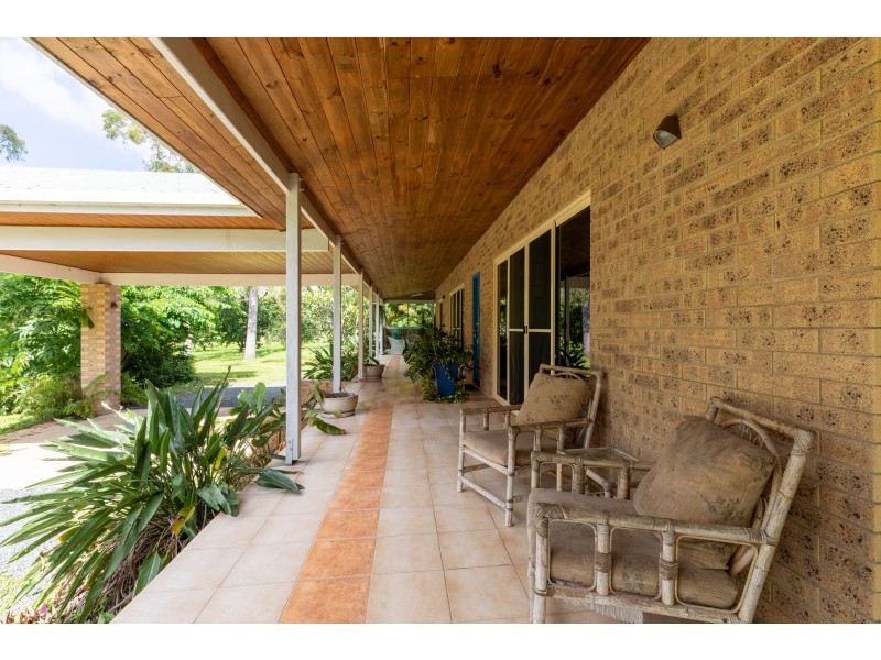 106 Hydeaway Bay Drive, Cape Gloucester QLD 4800