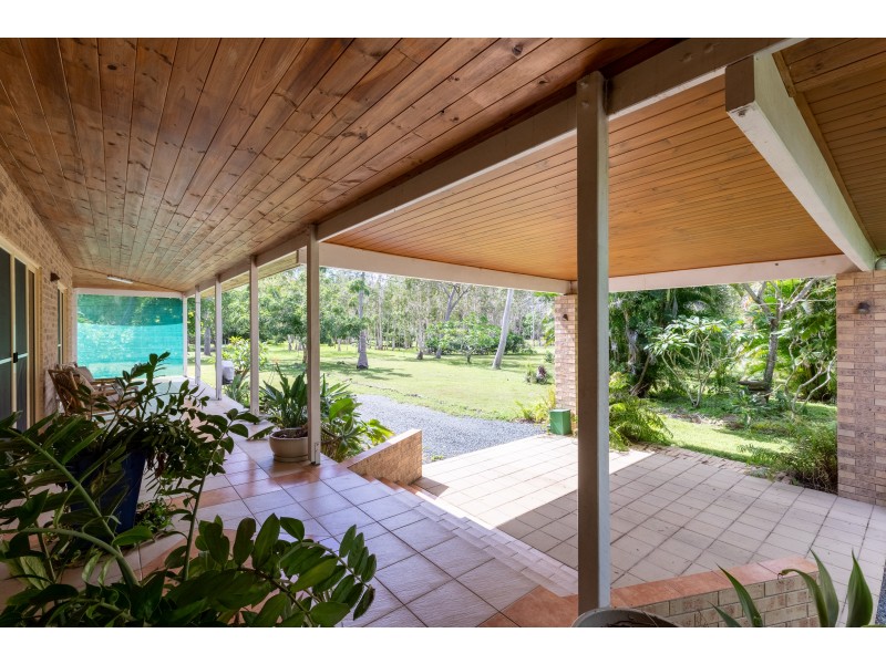 106 Hydeaway Bay Drive, Cape Gloucester QLD 4800