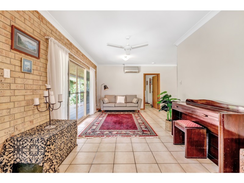 106 Hydeaway Bay Drive, Cape Gloucester QLD 4800