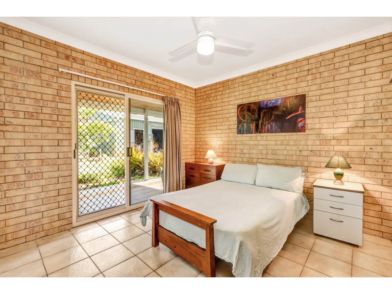 106 Hydeaway Bay Drive, Cape Gloucester QLD 4800