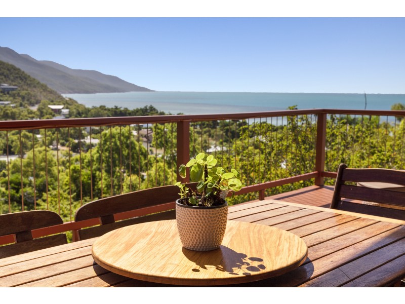 26 Roseric Crescent, Hideaway Bay QLD 4800