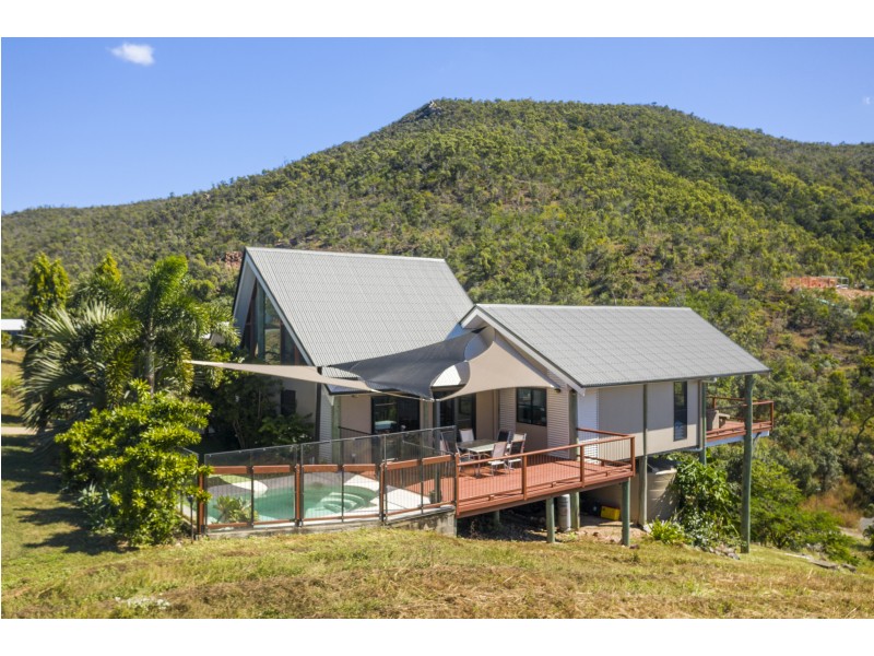 26 Roseric Crescent, Hideaway Bay QLD 4800