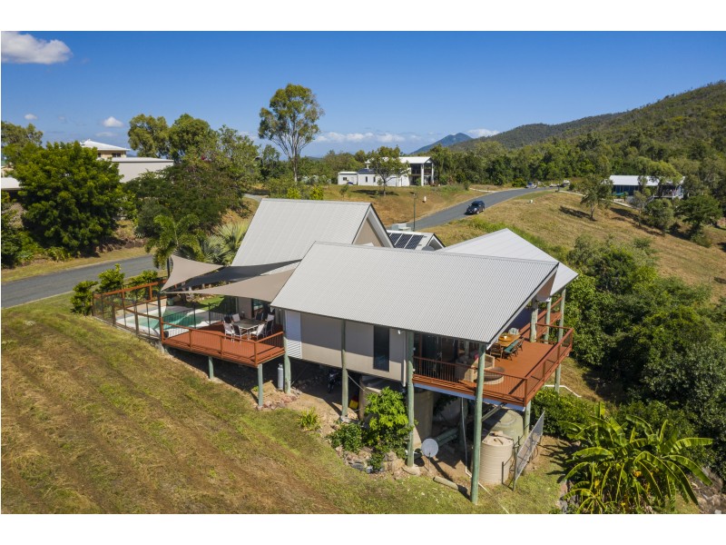26 Roseric Crescent, Hideaway Bay QLD 4800