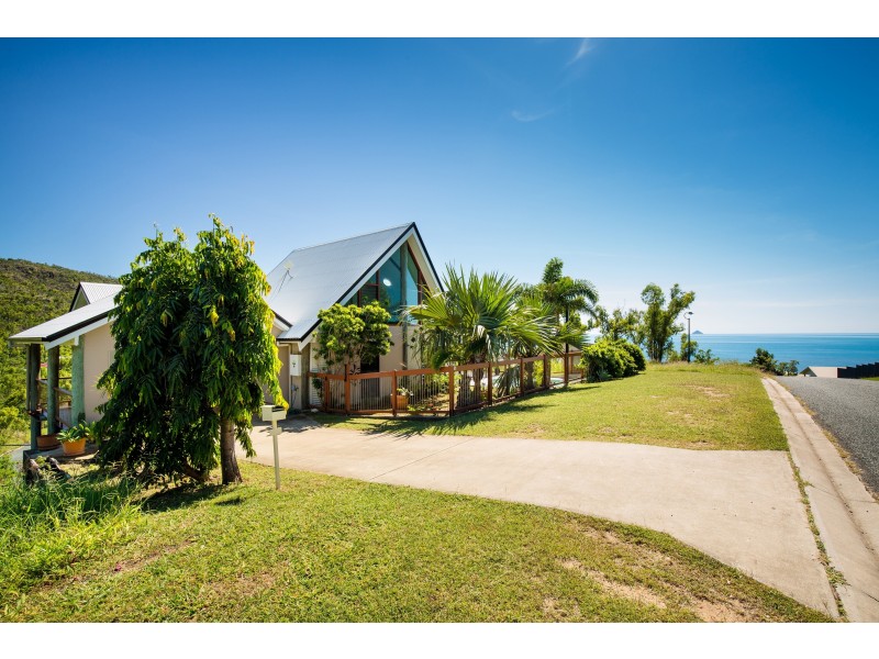 26 Roseric Crescent, Hideaway Bay QLD 4800