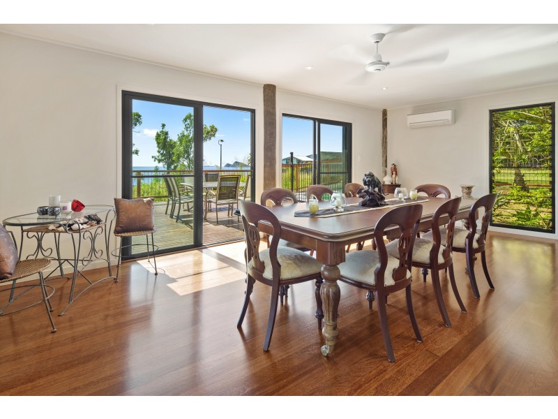 26 Roseric Crescent, Hideaway Bay QLD 4800