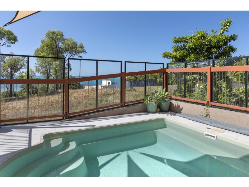 26 Roseric Crescent, Hideaway Bay QLD 4800