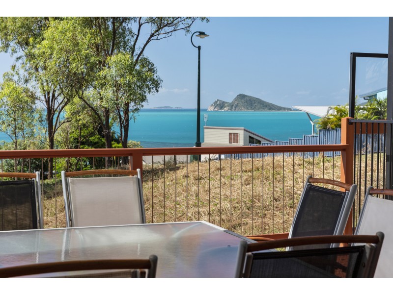 26 Roseric Crescent, Hideaway Bay QLD 4800