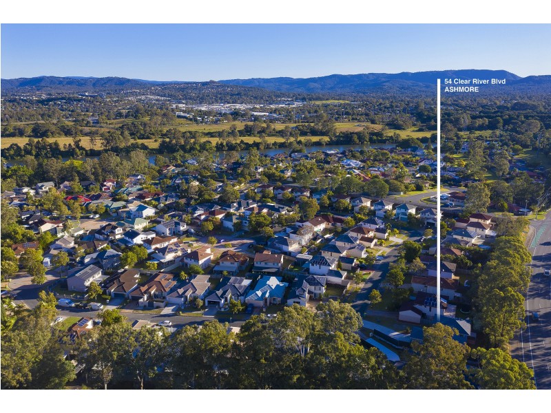 54 Clear River Boulevard, Ashmore QLD 4214