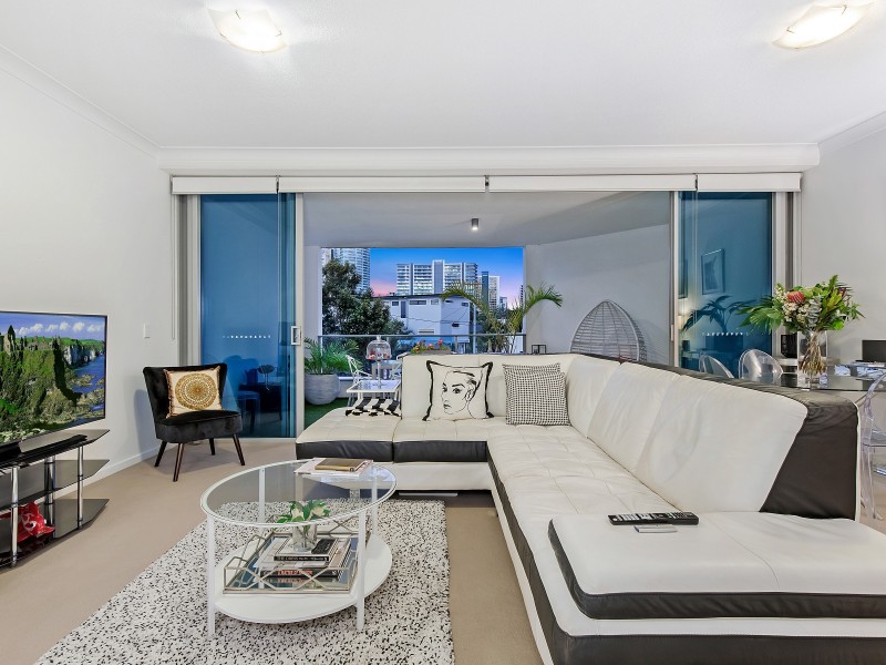 204/30 Paradise Island, Surfers Paradise QLD 4217