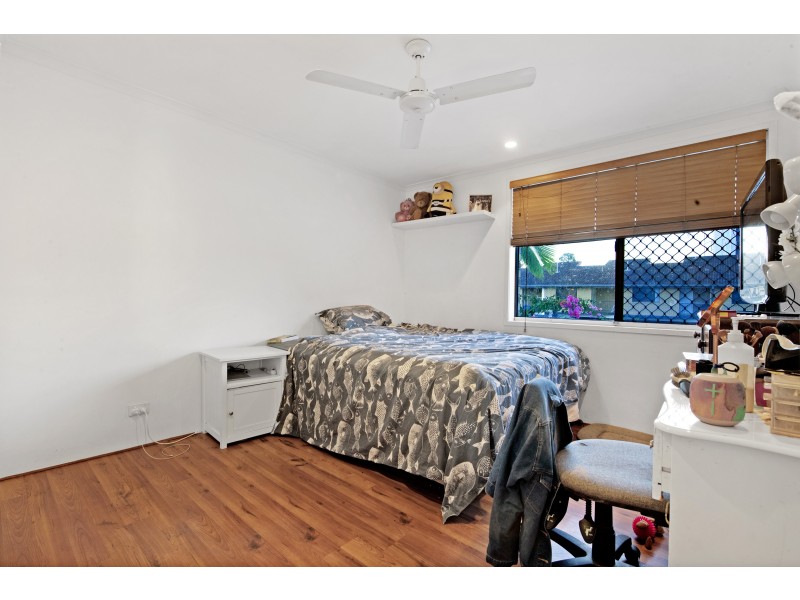 9/3 Proud Street, Labrador QLD 4215